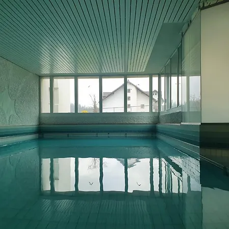 Prada By Quokka 360 - Building With Sauna Lägenhet Laax